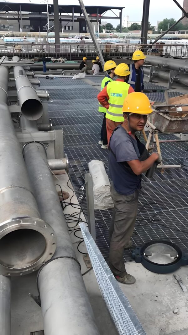 Stair Tread & Platform Grating